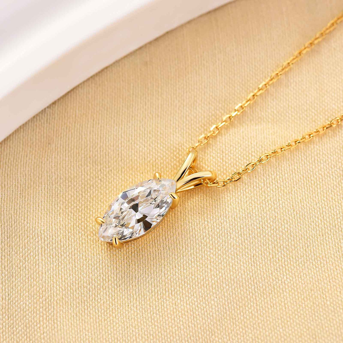 2.0Ct Marquise Cut Solitaire V-Shaped SettinPendant Necklace