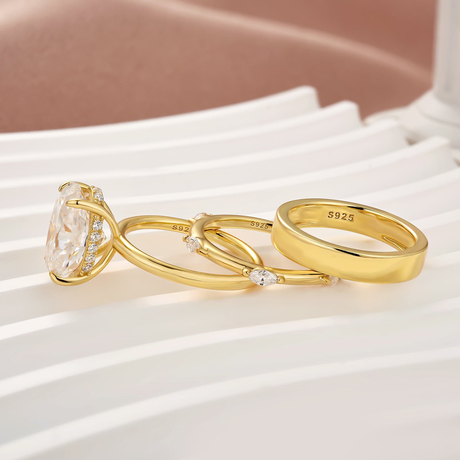 Moissanite 3PC 5.5Ct Oval Cut Yellow Gold Wedding Ring Set For Women