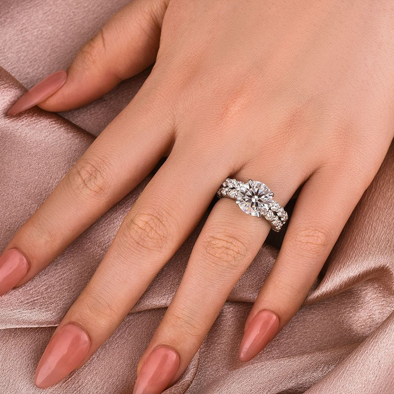 Moissanite 4.0Ct Round Cut Side Stone White Gold Travel Bridal Set - louilyjewelry