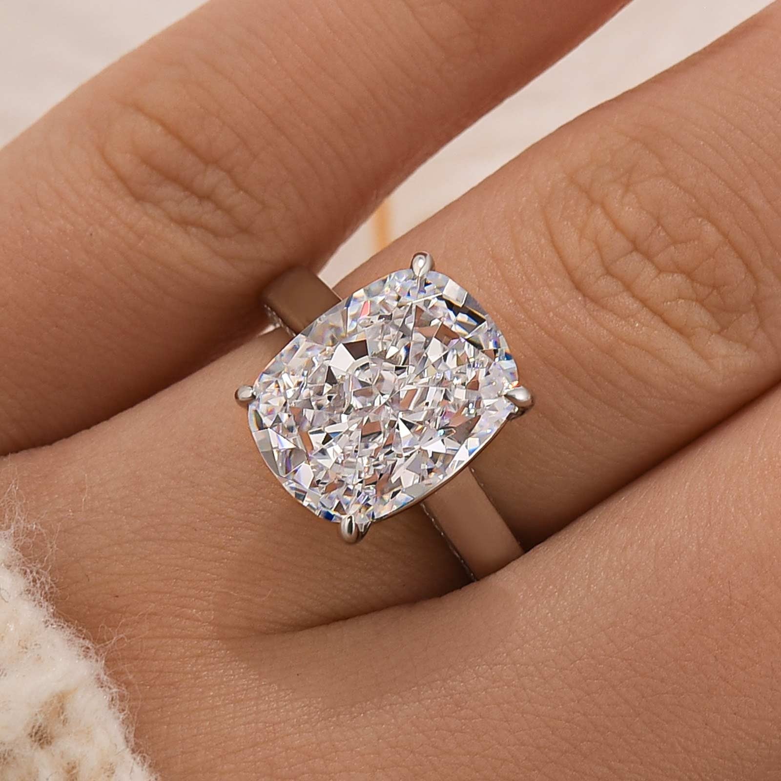 Classic 8.0Ct Cushion Cut Solitaire Engagement Ring Travel Ring In Sterling Silver