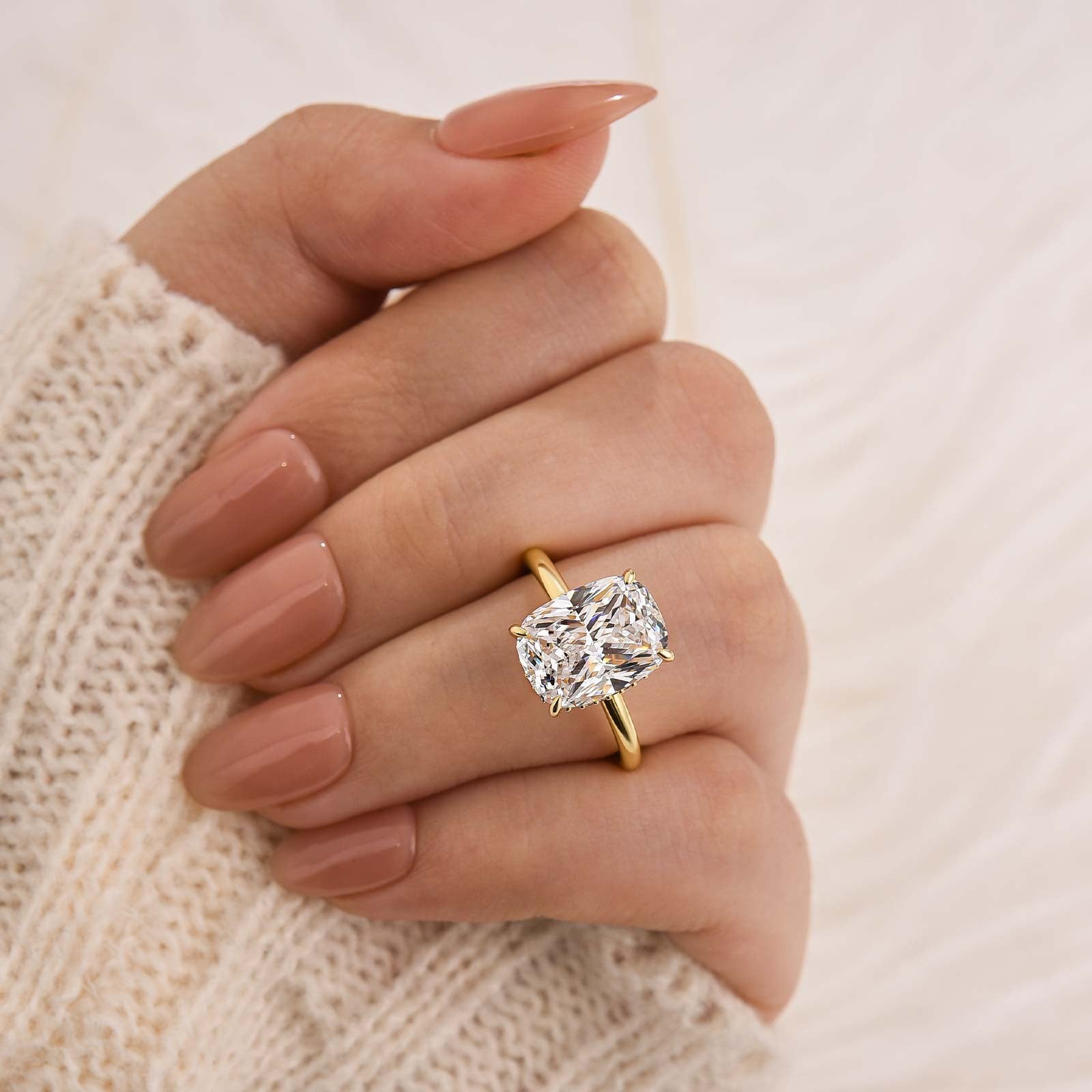 S925 3.0Ct~5.5Ct Cushion Cut Engagement Ring For Everyday Wear In Sterling Silver