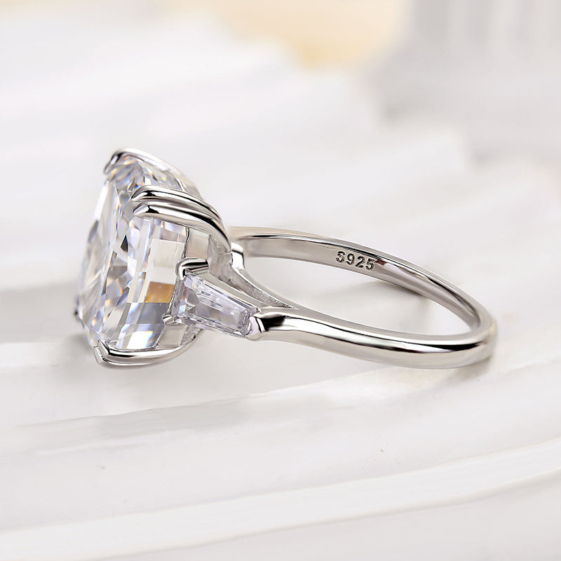 Louily Sparkle Cushion Cut Three Stone Engagement Ring - louilyjewelry