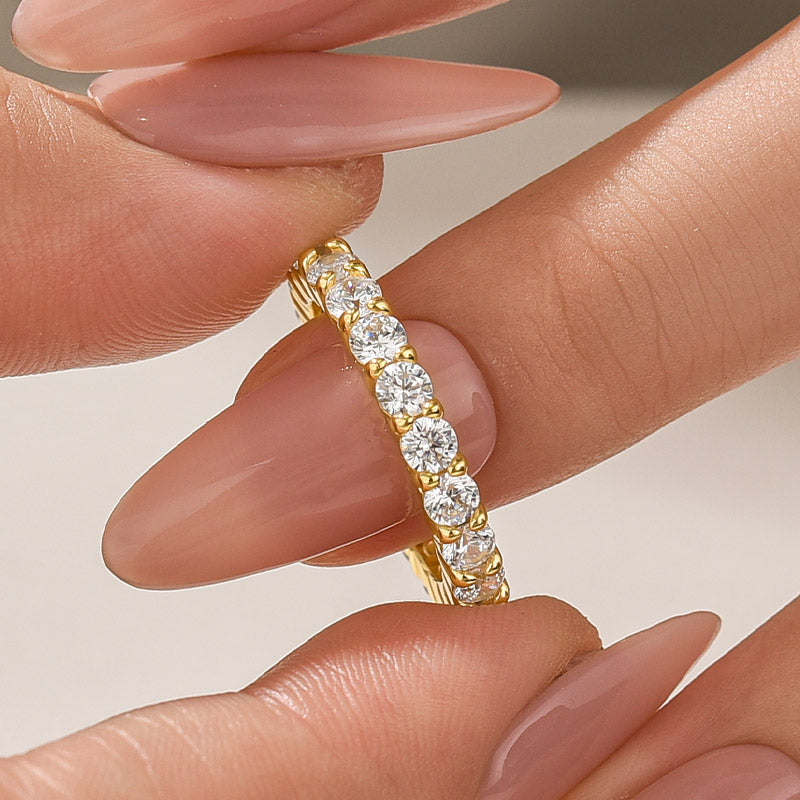 Eternity Moissanite 2.5 Ct Round Cut Women's Wedding Band