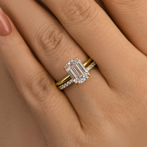 Louily Dainty Emerald Cut Wedding Ring Set