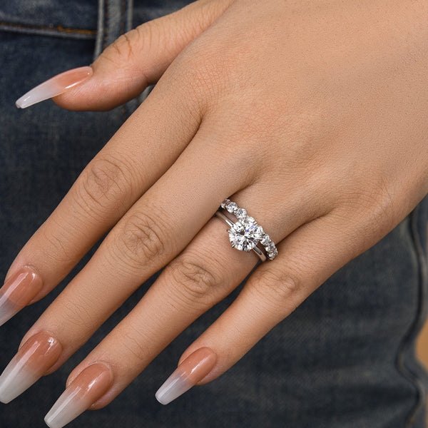 Louily Lovely Round Cut Ring Set