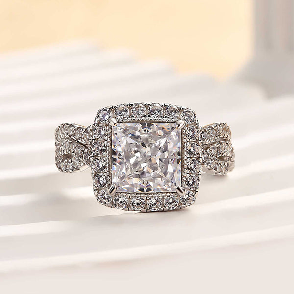 Louily Noble Halo Princess Cut Wedding Ring Set