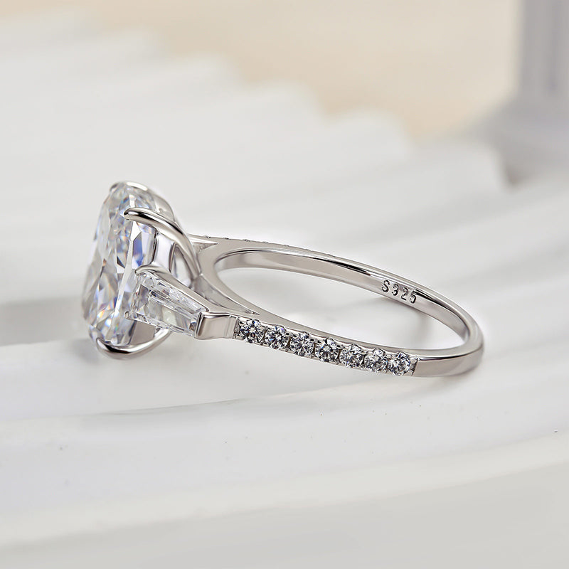 Louily Stunning Cushion Cut Three Stone Women's Engagement Ring In Sterling Silver - louilyjewelry