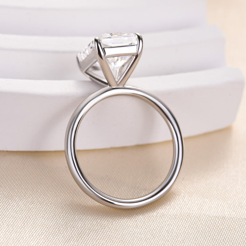 Louily Classic Radiant Cut Simulated Diamond Engagement Ring - louilyjewelry