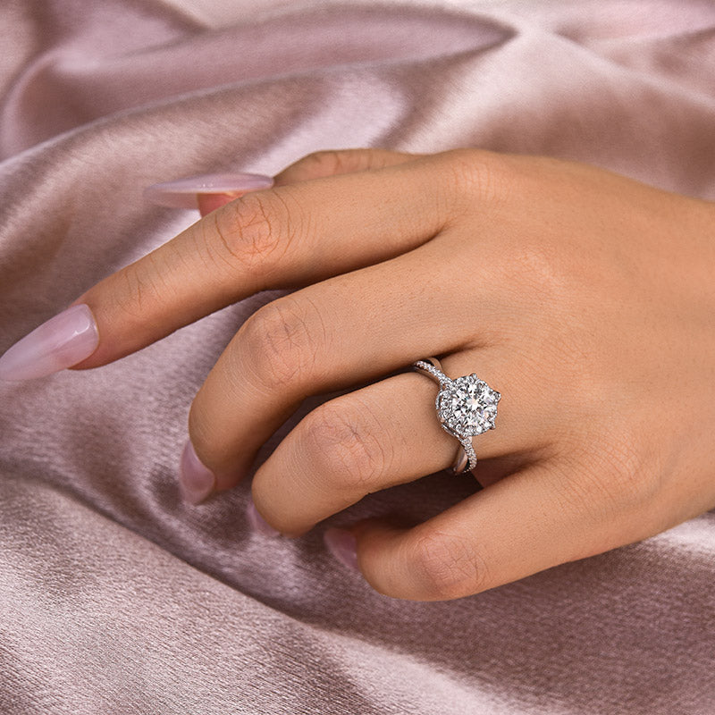 Louily Noble 1.0 Carat Moissanite Halo Round Cut Engagement Ring - louilyjewelry