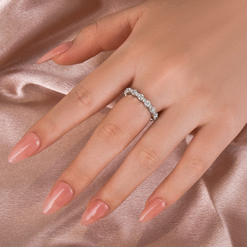 Louily Lovely Moissanite Round Cut Women's Wedding Band In Sterling Silver - louilyjewelry