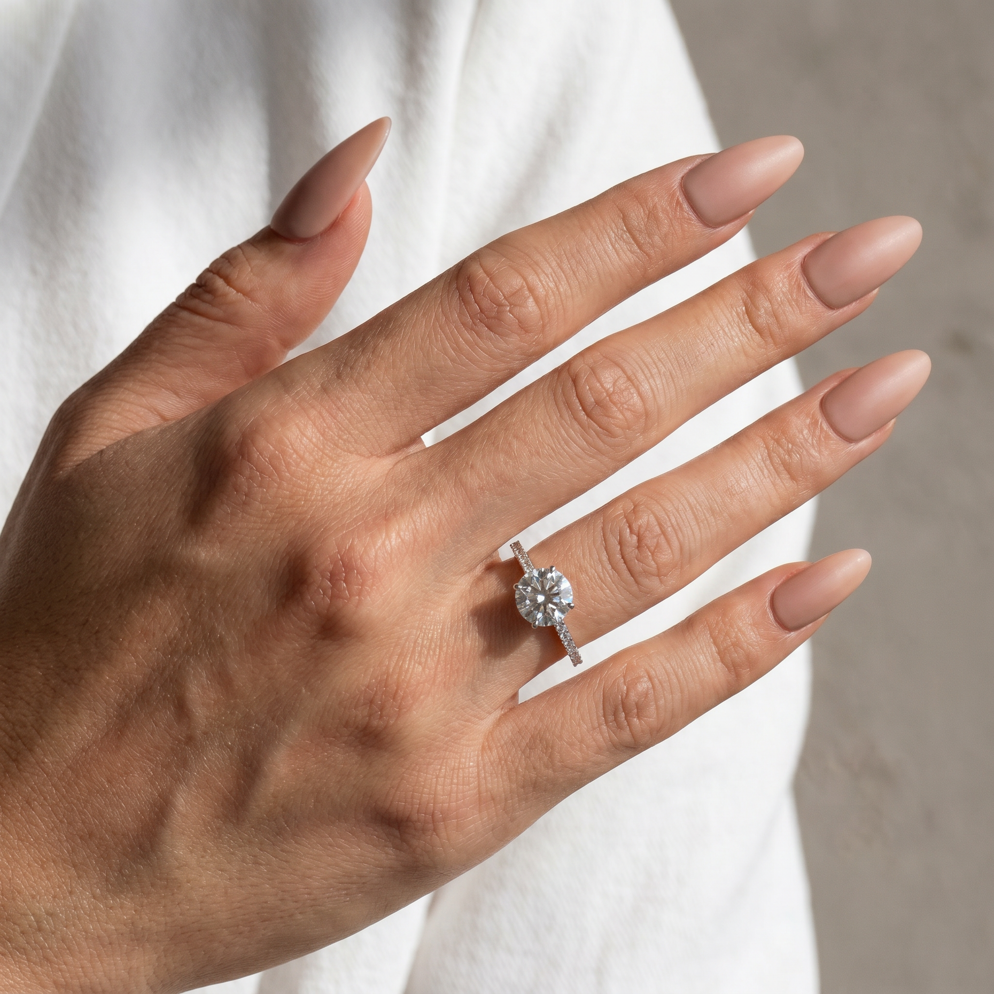 S925 2.0 Ct Round Cut Engagement Ring Hidden Halo Everyday Wearable Ring In Sterling Silver