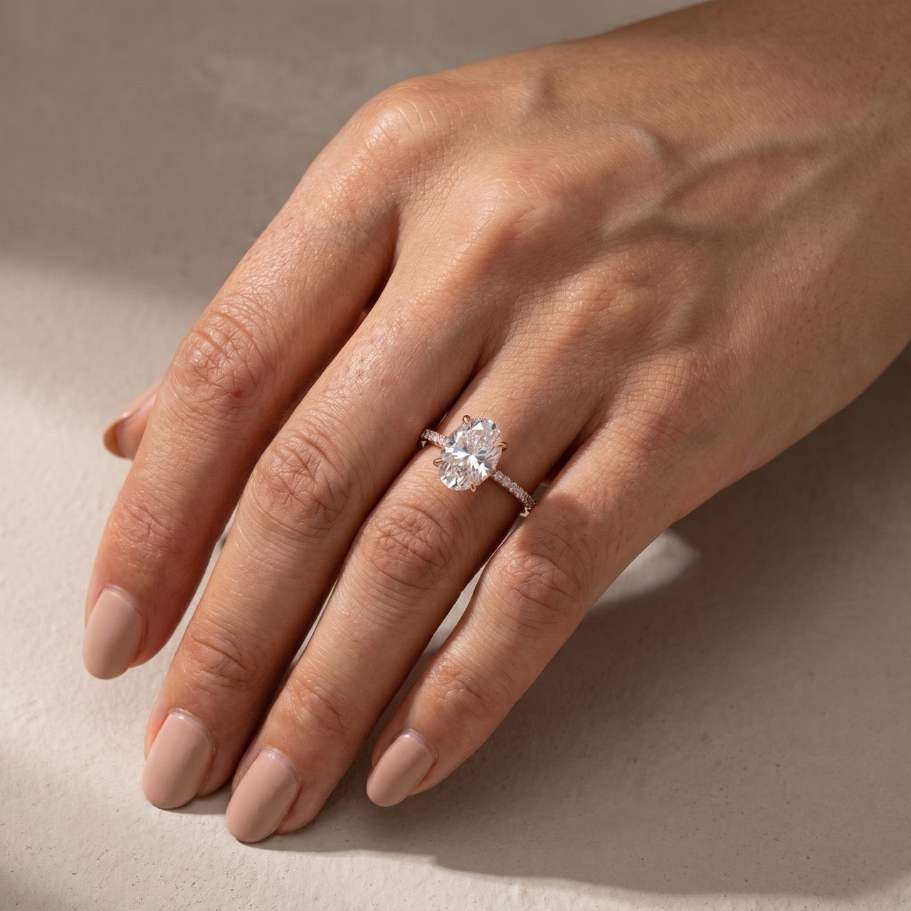 S925 Louily Moissanite 4.0~5.5 Carat Oval Cut Engagement Ring Stackable Promise Ring For Women