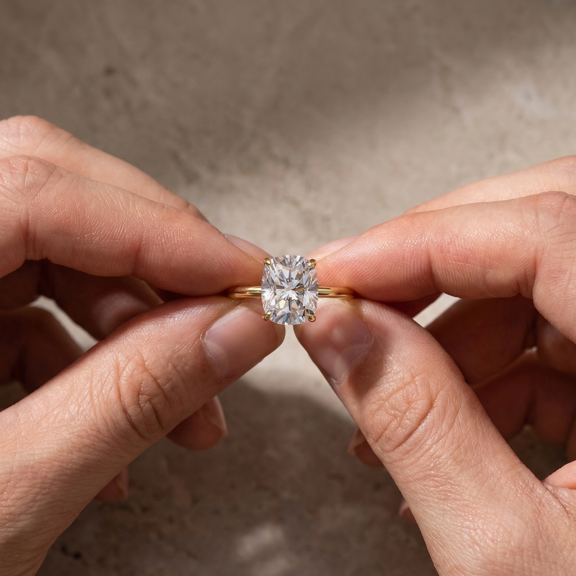 Louily Moissanite Attractive 2.5~4.0 Carat Cushion Cut Engagement Ring - louilyjewelry