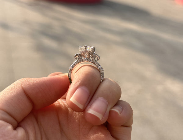 Louily Elegant 6 Prongs Moissanite Engagement Ring For Women In Sterling Silver