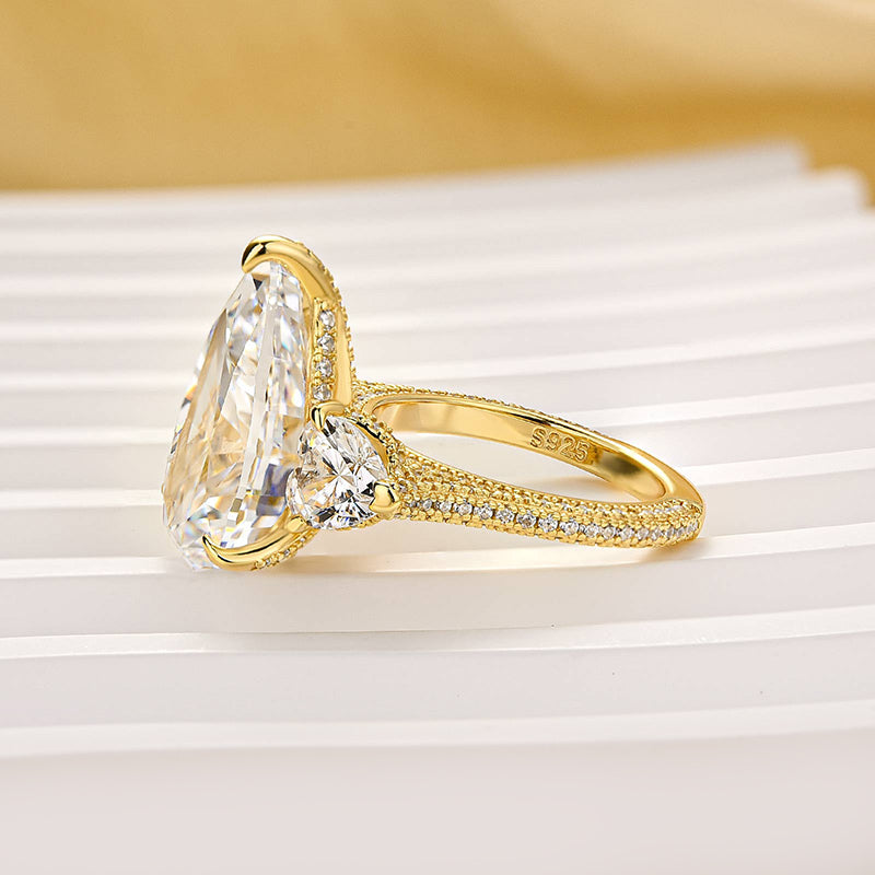 Louily Stunning Pear Cut Three Stone Engagement Ring - louilyjewelry