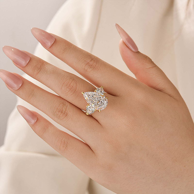 Louily Stunning Pear Cut Three Stone Engagement Ring - louilyjewelry