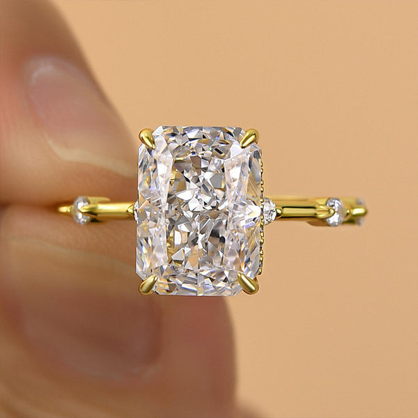 Louily Exclusive Crushed Ice Radiant Cut Simulated Diamond Engagement Ring