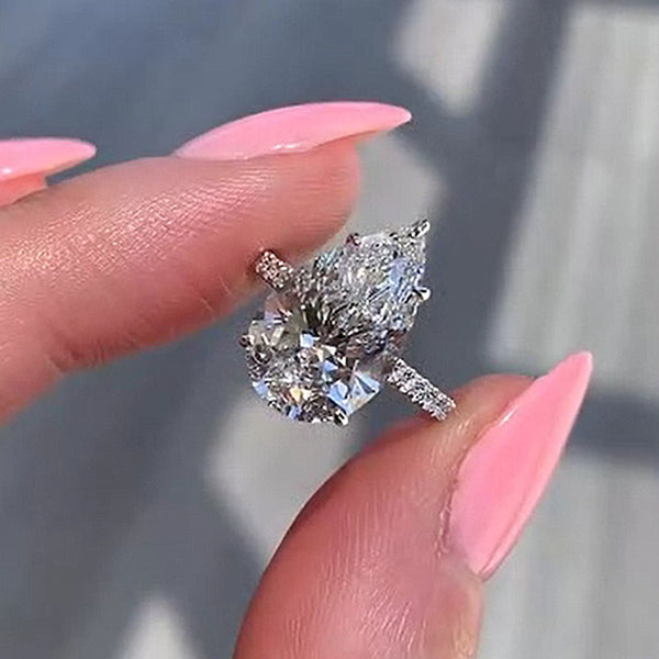 Louily Excellent Pear Cut Engagement Ring