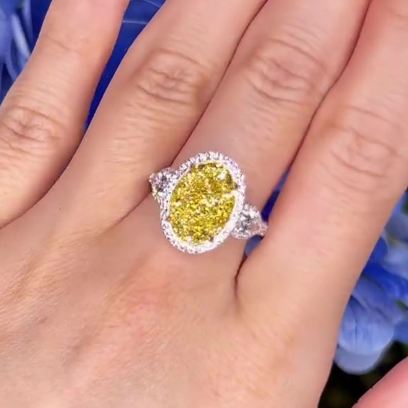 Louily Luxury Yellow Stone Halo Oval Cut Engagement Ring - louilyjewelry