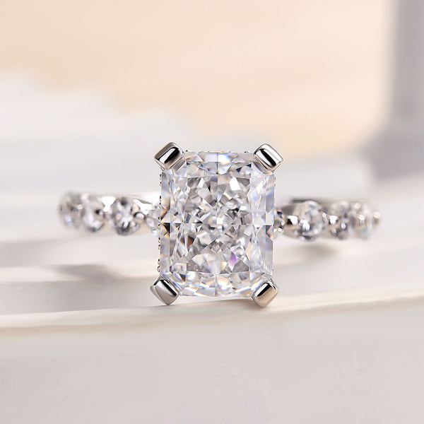 Louily Vintage Crushed Ice Radiant Cut Engagement Ring