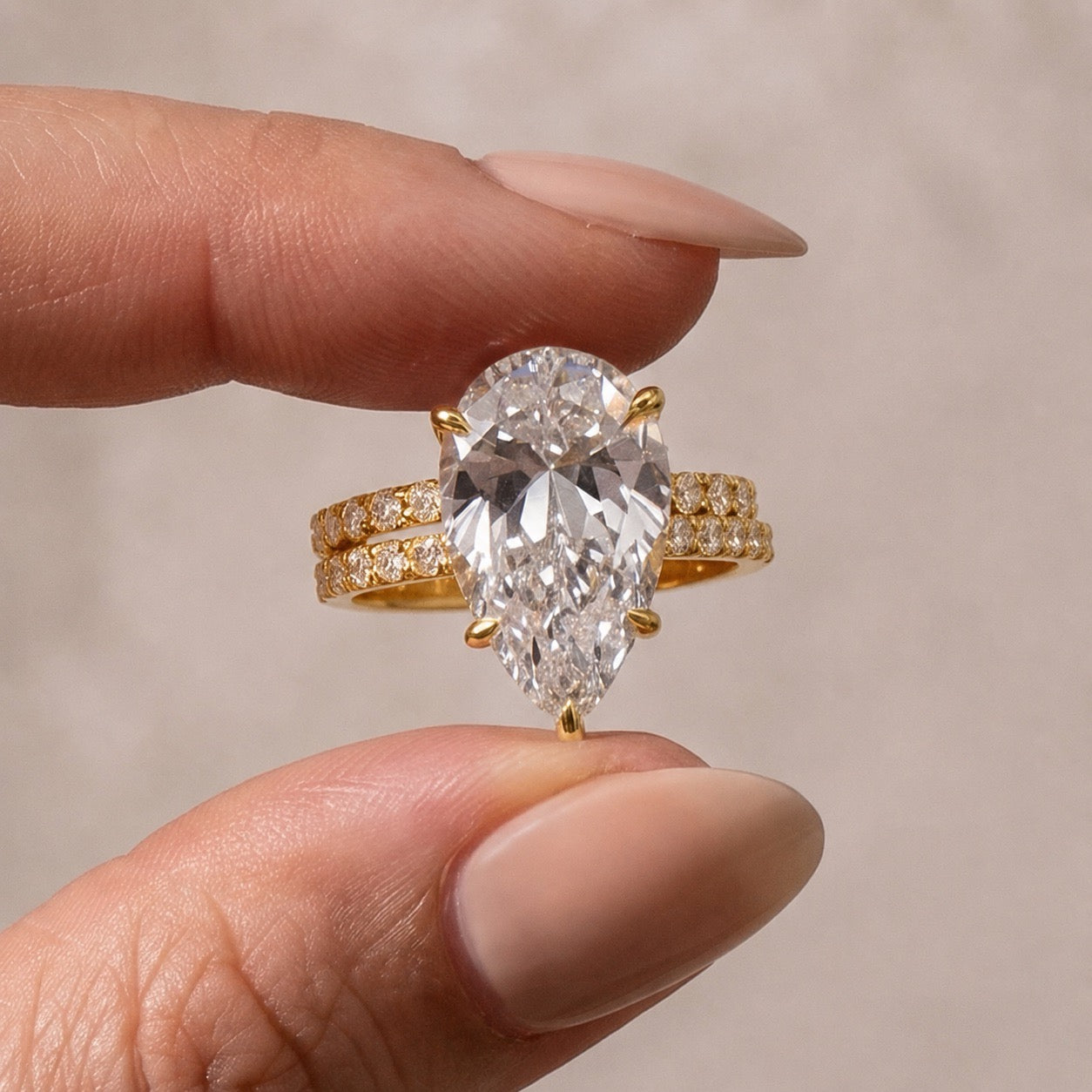 S925 4.5 Carat Pear Cut Wedding Ring Set With Open Wedding Band 2PC Simulated Diamond Bridal Rings