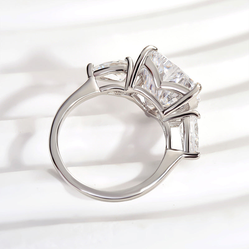 Louily Royal Romantic White Stone Heart Cut Engagement Ring - louilyjewelry