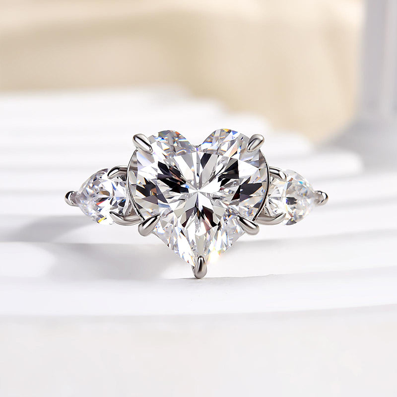 Louily Royal Romantic White Stone Heart Cut Engagement Ring - louilyjewelry