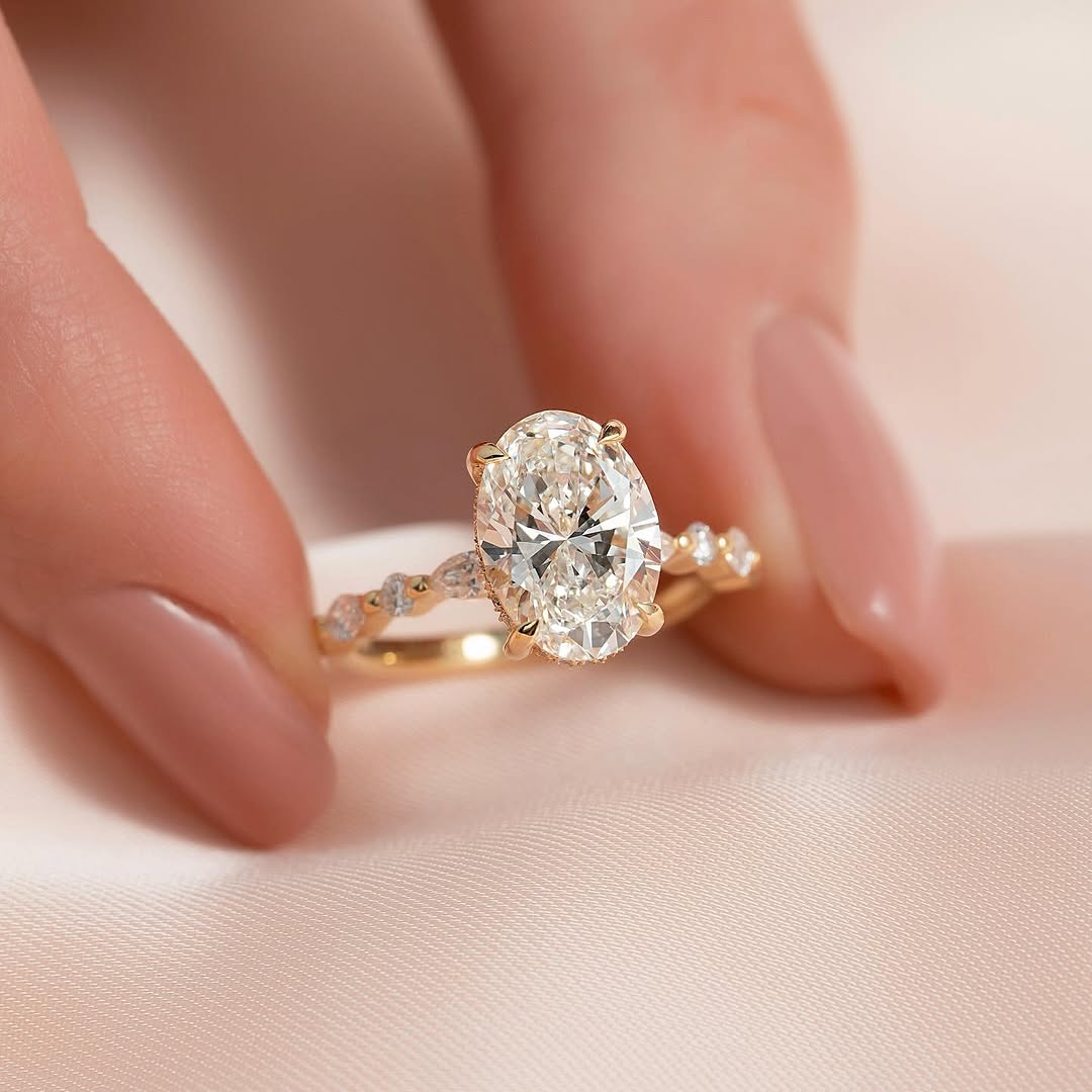 Louily Unique Oval Cut Engagement Ring In Sterling Silver - louilyjewelry