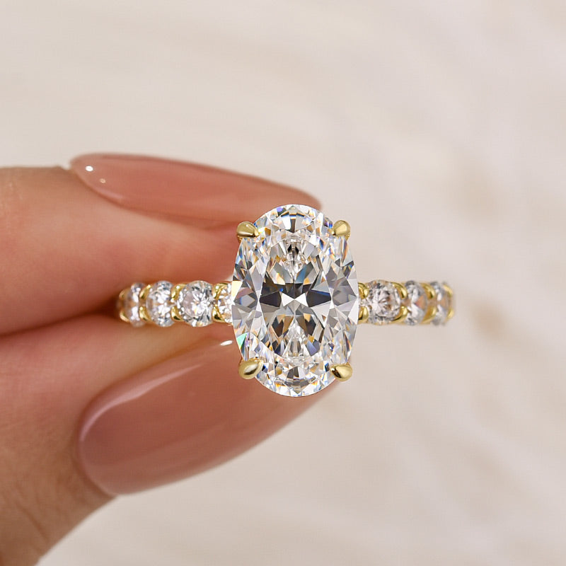 Luxe 4.0Ct Oval Cut Engagement Ring In Sterling Silver For Women