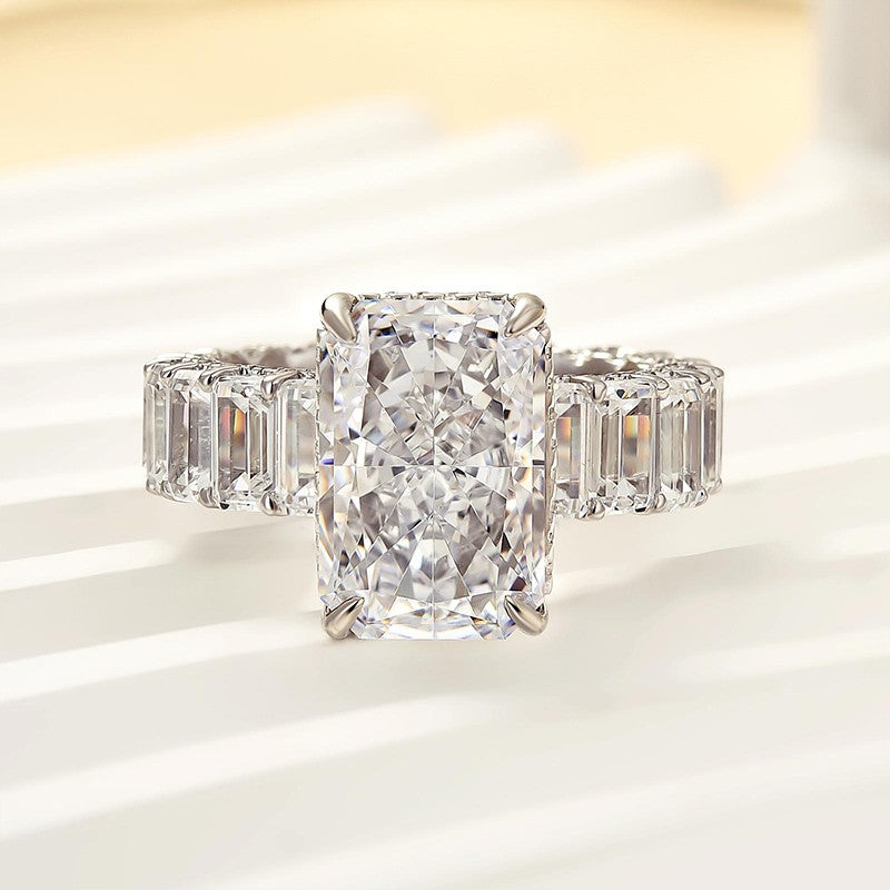 Luxurious 5.0 Carat Radiant Cut Engagement Ring With Emerald Cut Band - louilyjewelry