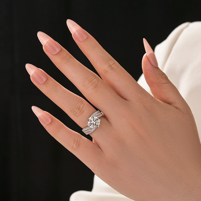 Moissanite 3.0 Ct Round Cut Twist White Gold Promise Ring
