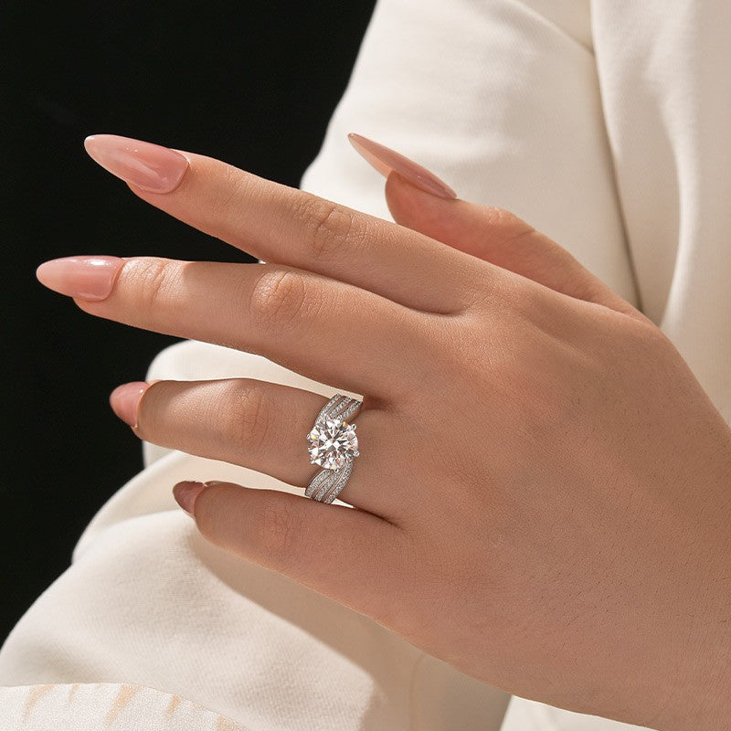 Moissanite 3.0 Ct Round Cut Twist White Gold Promise Ring