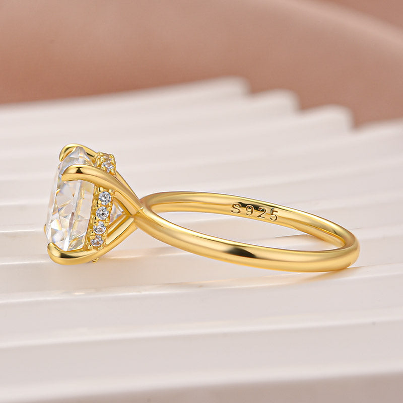 Moissanite 4.0 Ct Solitaire Round Cut Yellow Gold Promise Ring