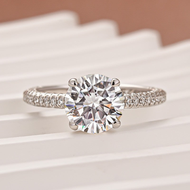 Moissanite 2.0Ct Round Cut Engagement Ring In Sterling Silver