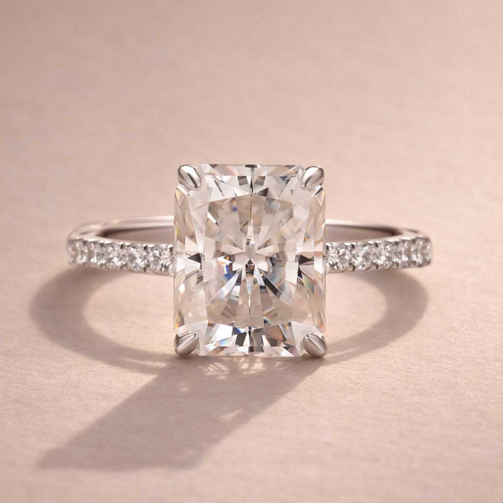 S925 Moissanite 4.0Ct Radiant Cut Concealed Halo Engagement Ring In Sterling Silver Travel Ring
