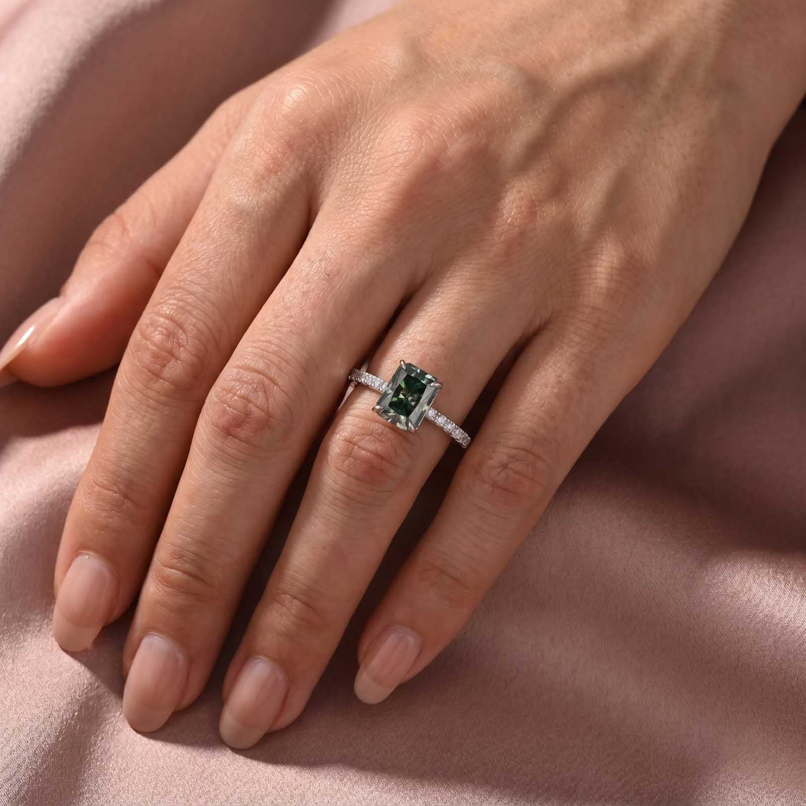 S925 Moissanite 2.0Ct Radiant Cut Nature-Inspired Travel Ring Everyday Wearable Ring