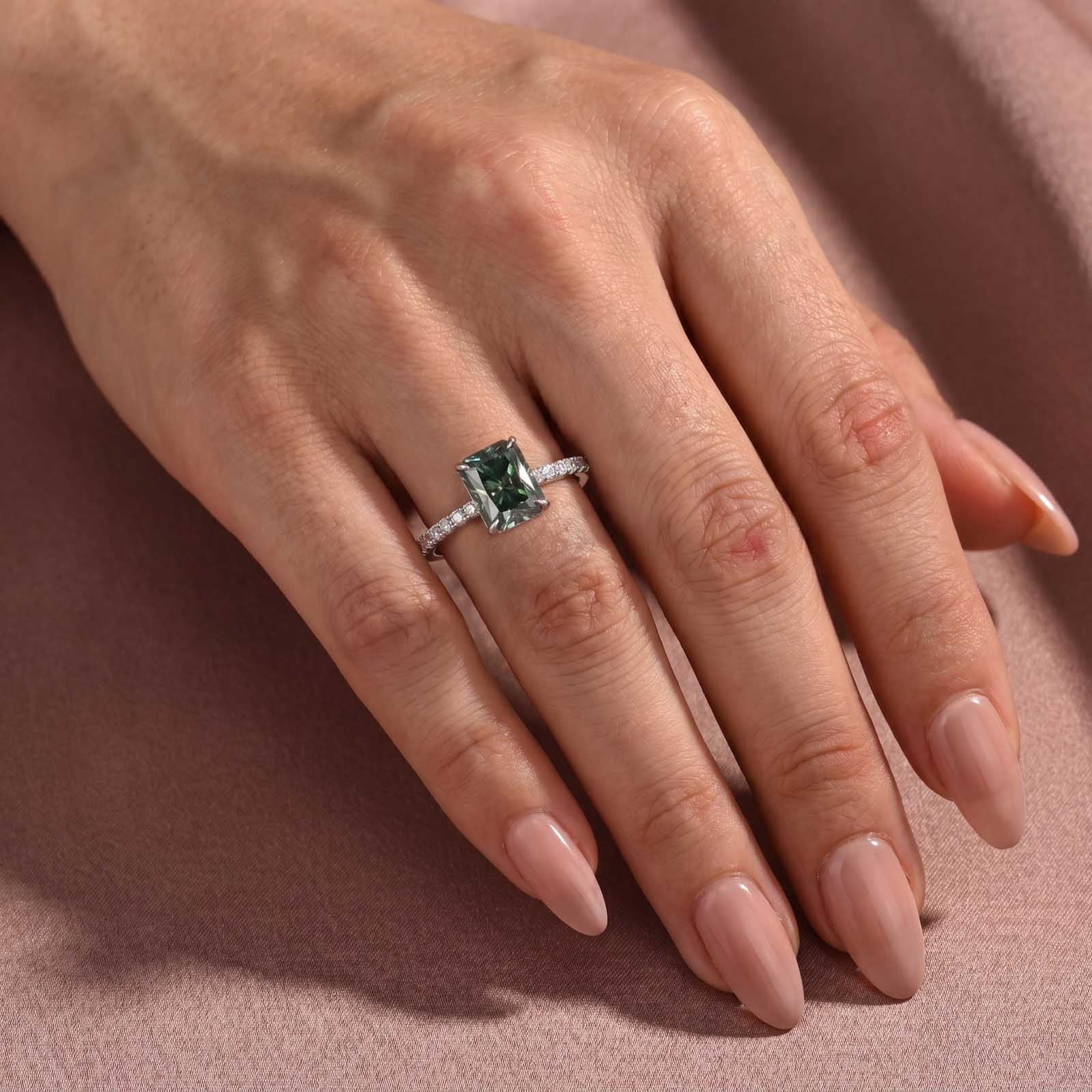S925 Moissanite 2.0Ct Radiant Cut Nature-Inspired Travel Ring Everyday Wearable Ring