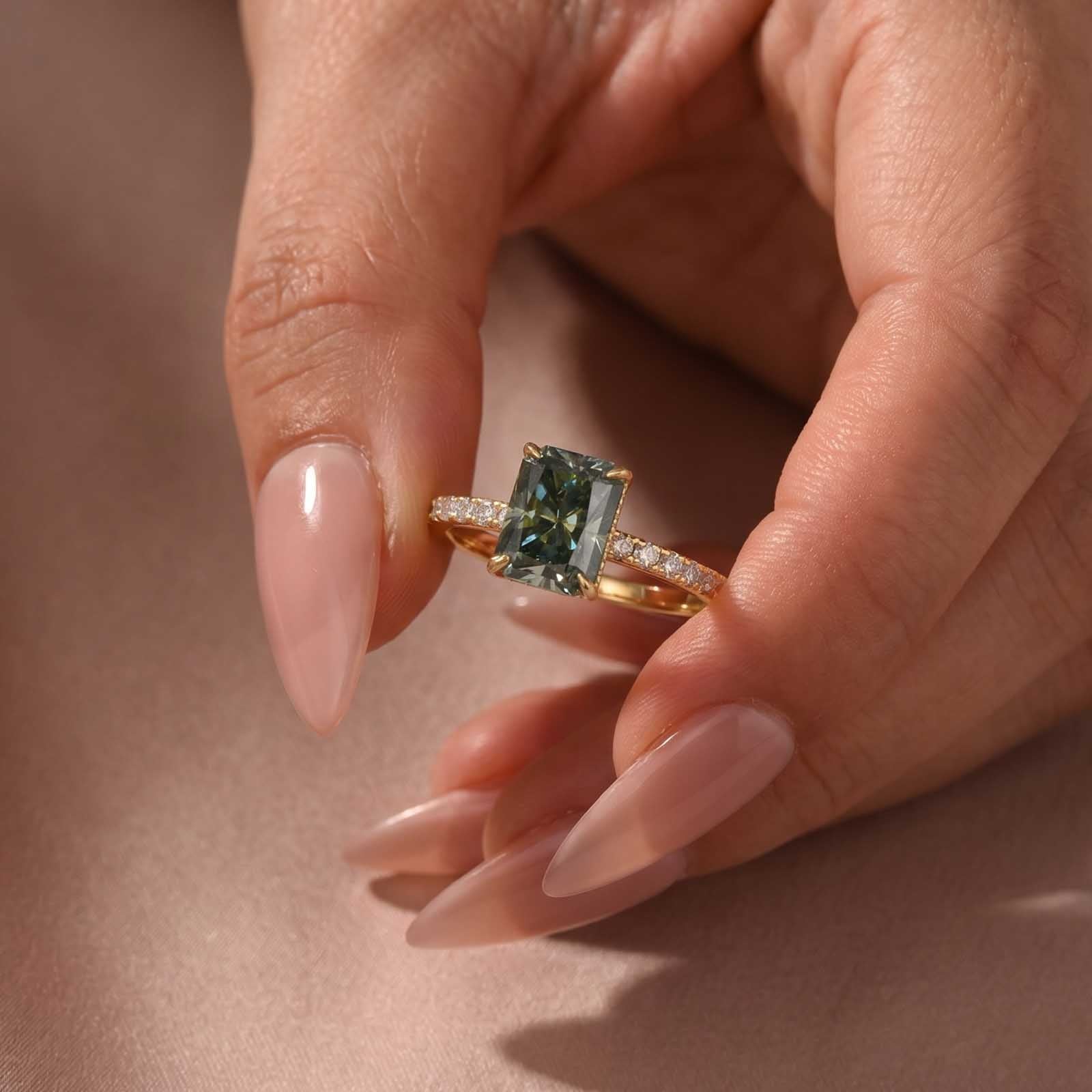 S925 Moissanite 2.0Ct Radiant Cut Nature-Inspired Travel Ring Everyday Wearable Ring