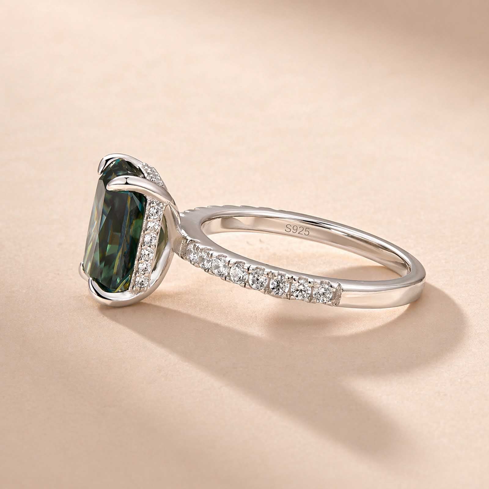 S925 Green Moissanite 3.5Ct Radiant Cut Yellow/White Gold Engagement Ring For Women