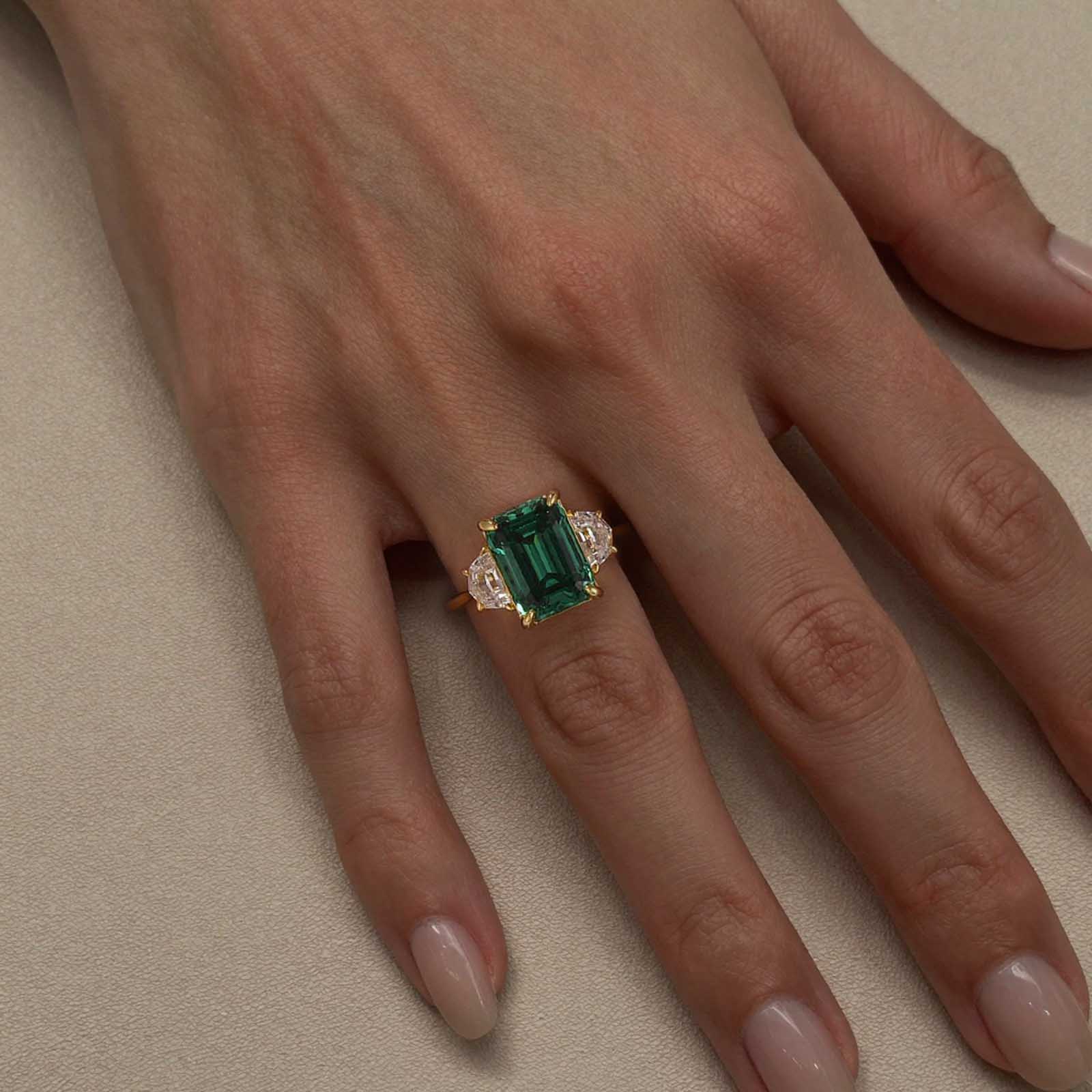 S925 5.0Ct Radiant Cut Paraiba Tourmaline Sona Simulated Diamond Engagement Ring Travel Ring For Everyday Wear