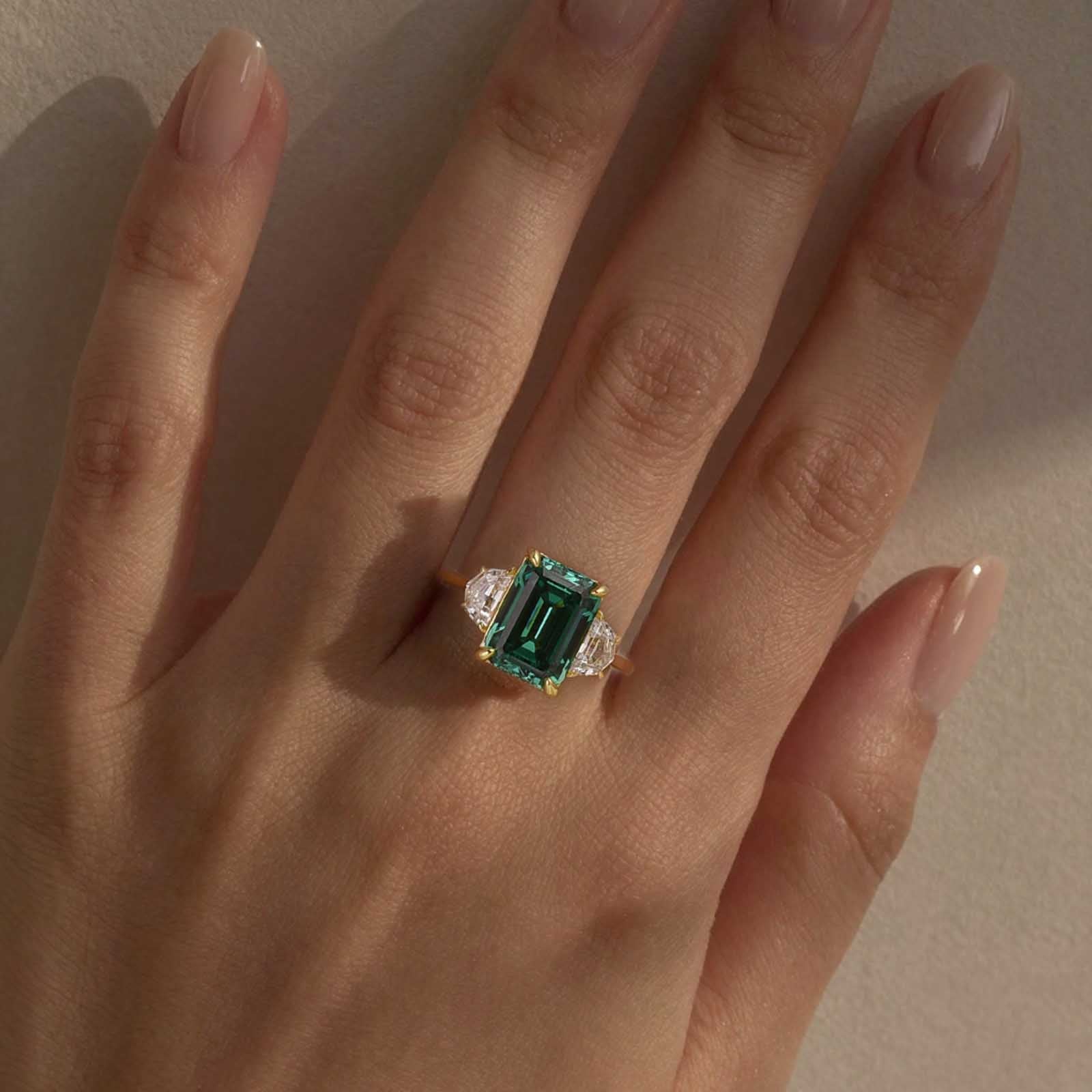 S925 5.0Ct Radiant Cut Paraiba Tourmaline Sona Simulated Diamond Engagement Ring Travel Ring For Everyday Wear