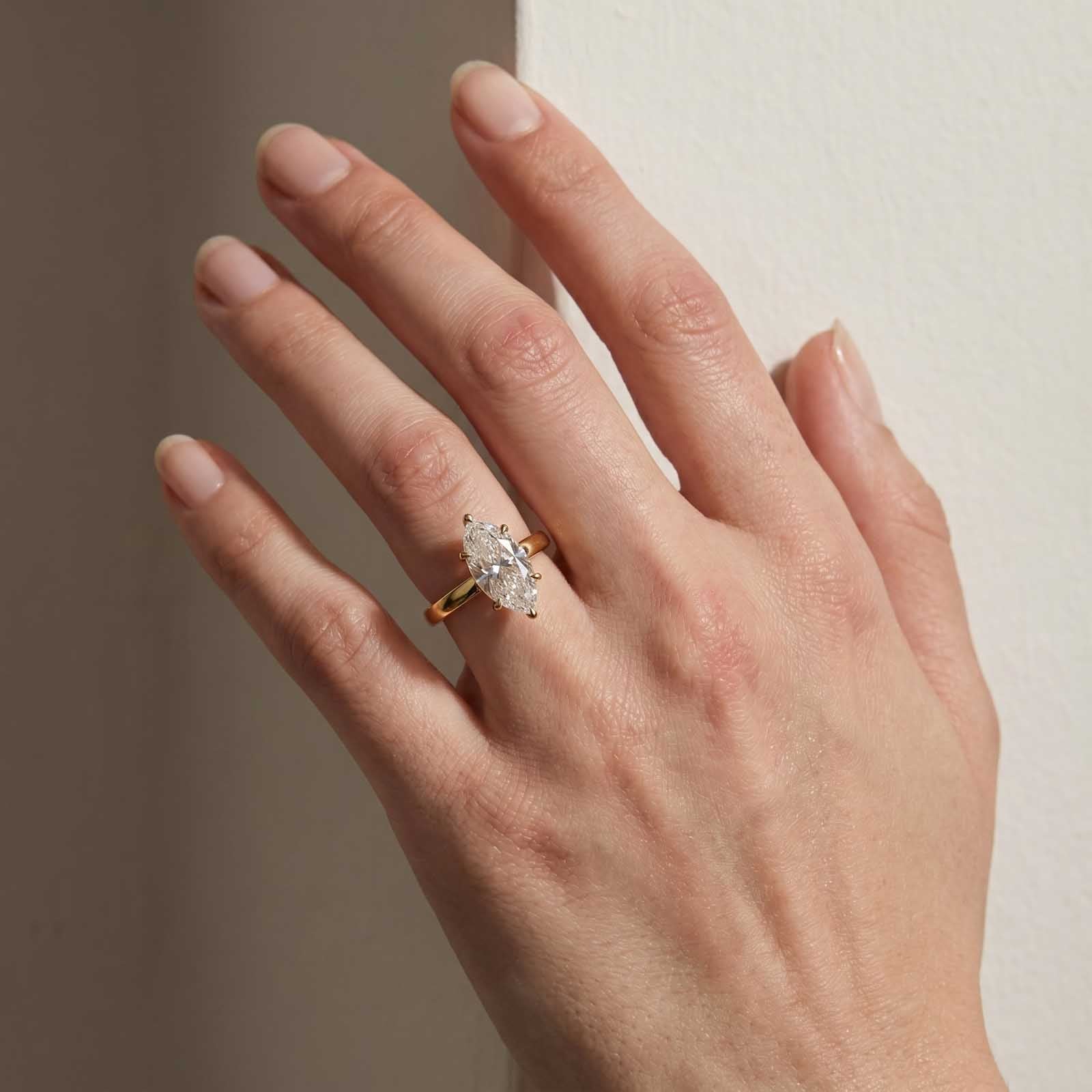 S925 Moissanite Solitaire 3.0Ct Marquise Cut Yellow Gold Engagement Ring