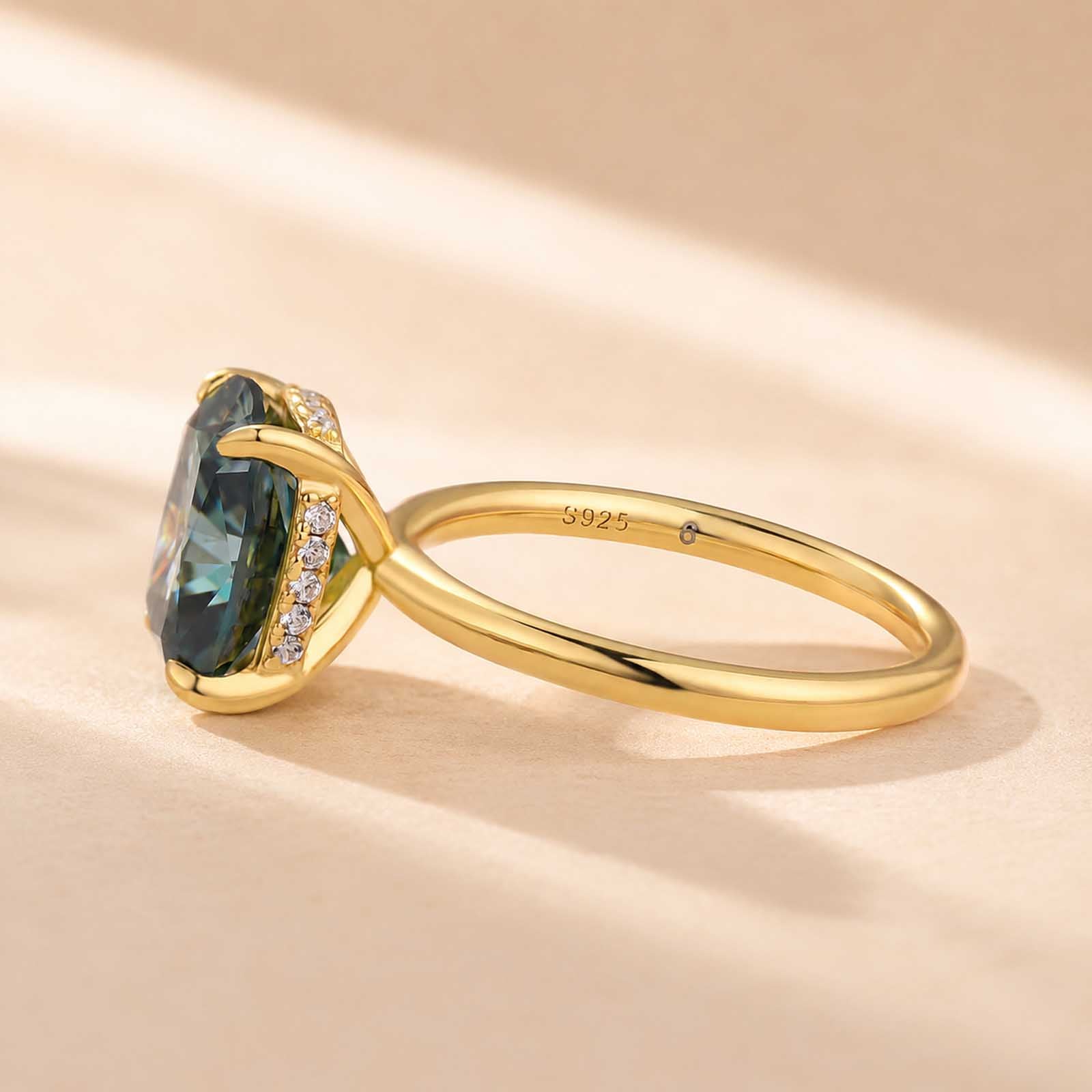 S925 Moissanite 3.5Ct Cushion Cut Hidden Halo Green Stone Engagement Ring in Sterling Silver