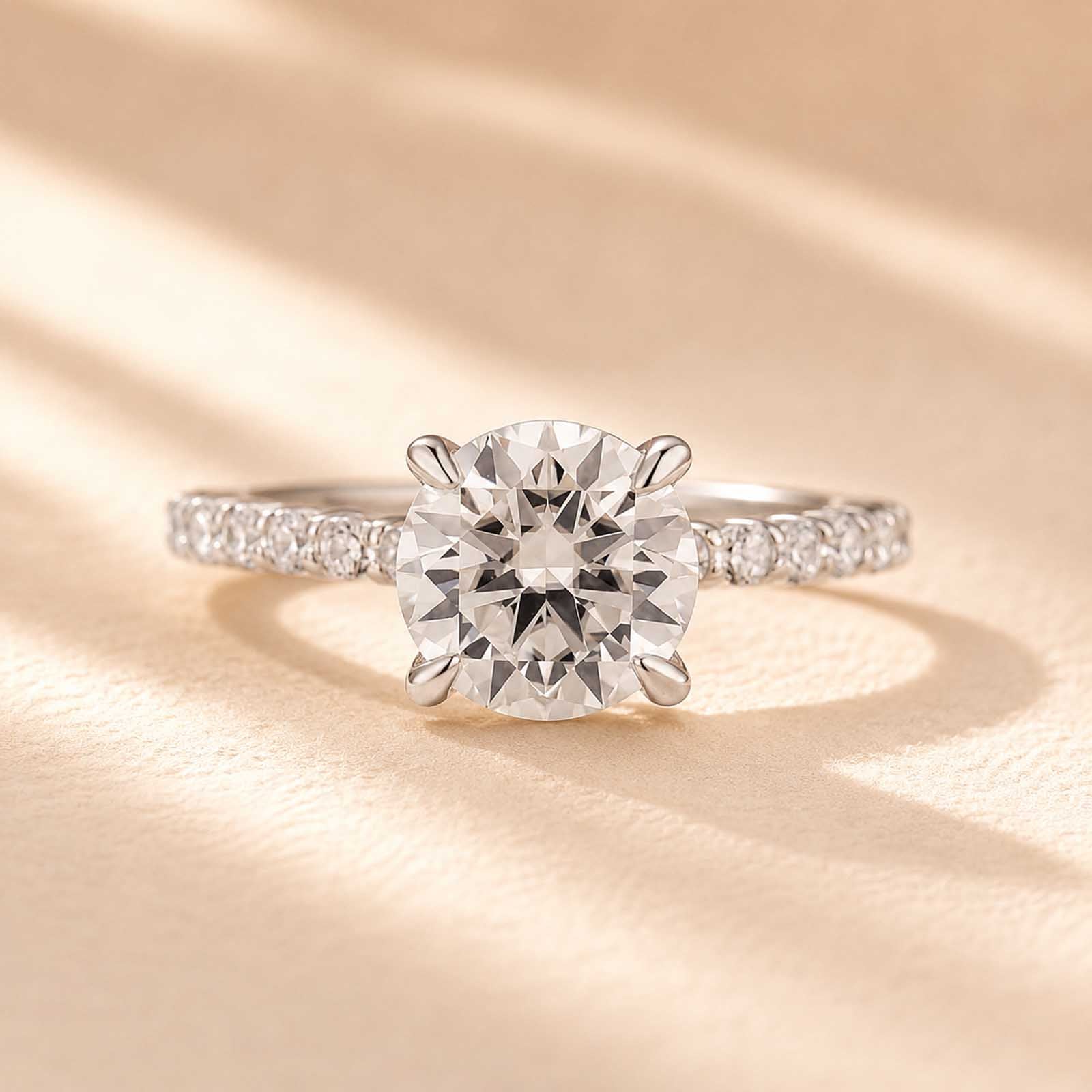 S925 Moisssanite 2.0Ct Round Cut Side Paving Engagement Ring Stackable Ring For Her