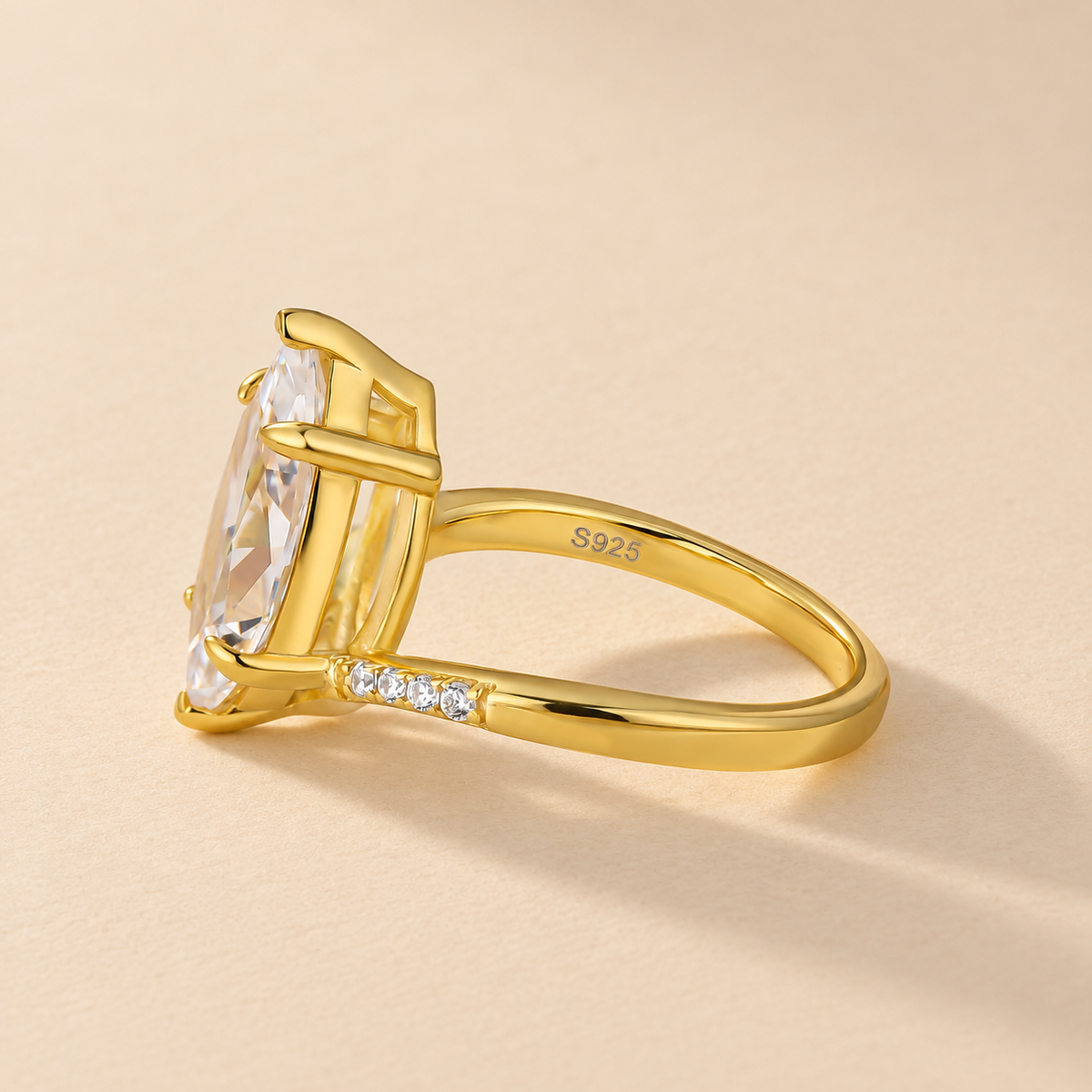 S925 3.0Ct Marquise Cut V-Shaped Pavé Engagement Ring For Everyday Wear