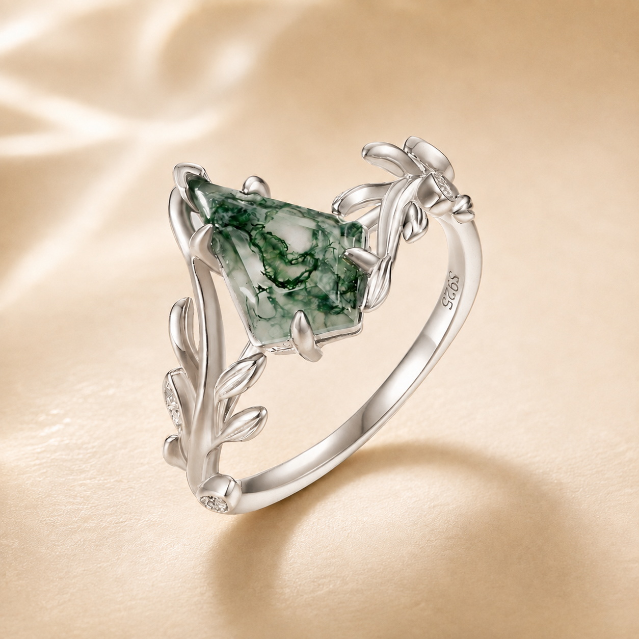 S925 3.0Ct Kite Cut Nature-Inspired Moss Agate Leaf Vine Ring in Sterling Silver For Everyday Wear