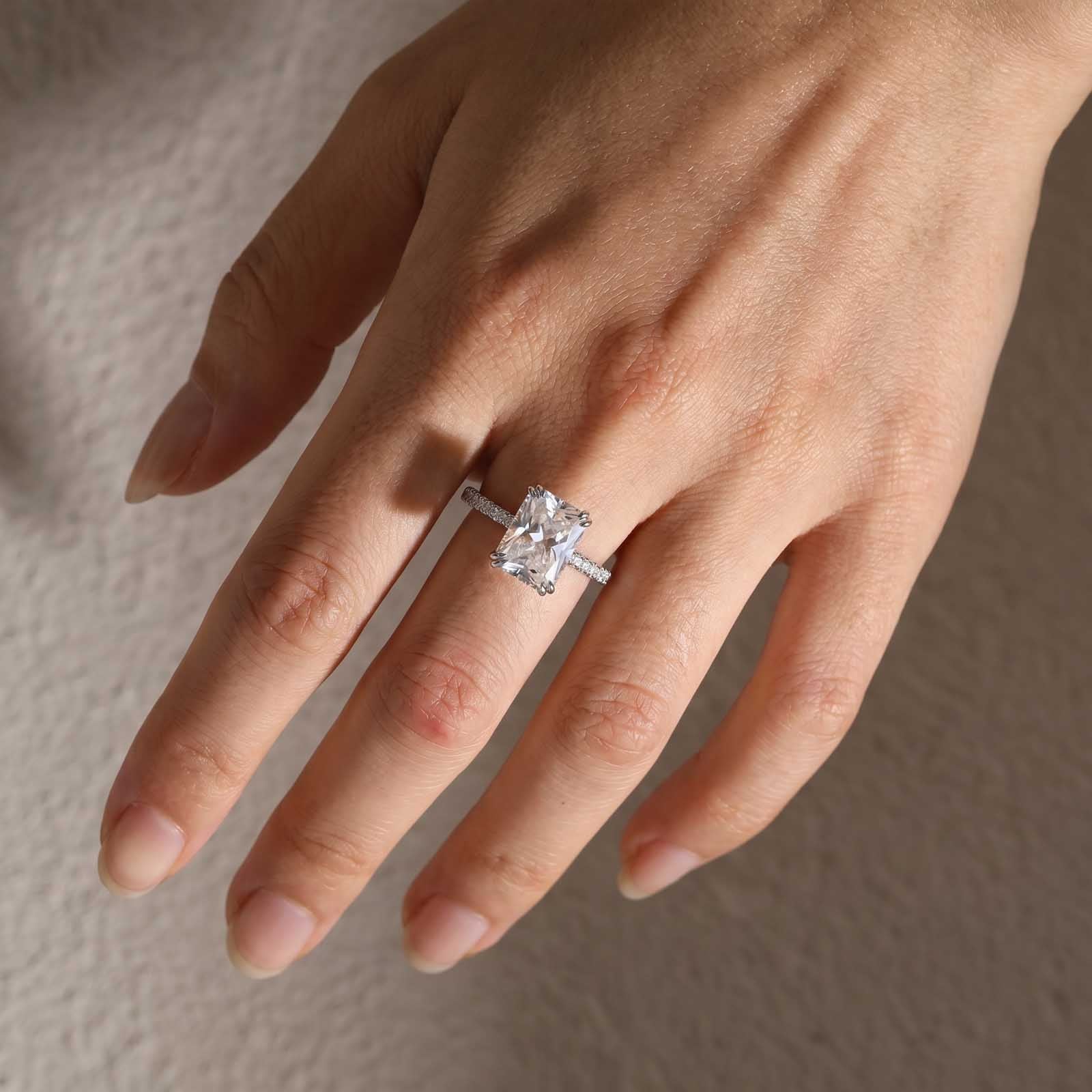 S925 4.5Ct Radiant Cut Engagement Ring Moissanite/Simulated Diamond Solitaire Stackable Travel Ring For Women