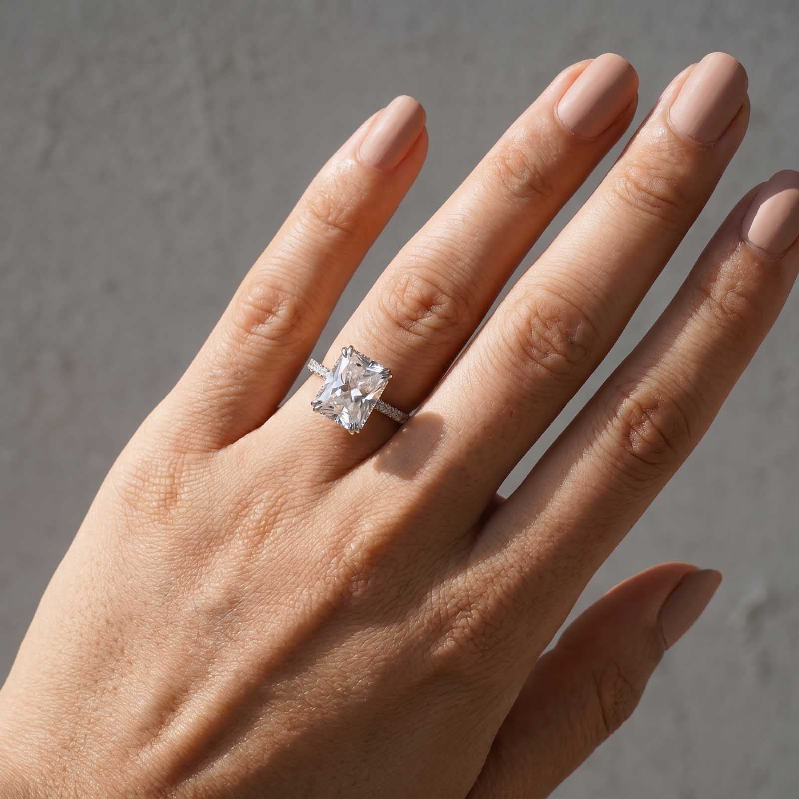 S925 4.5Ct Radiant Cut Engagement Ring Moissanite/Simulated Diamond Solitaire Stackable Travel Ring For Women
