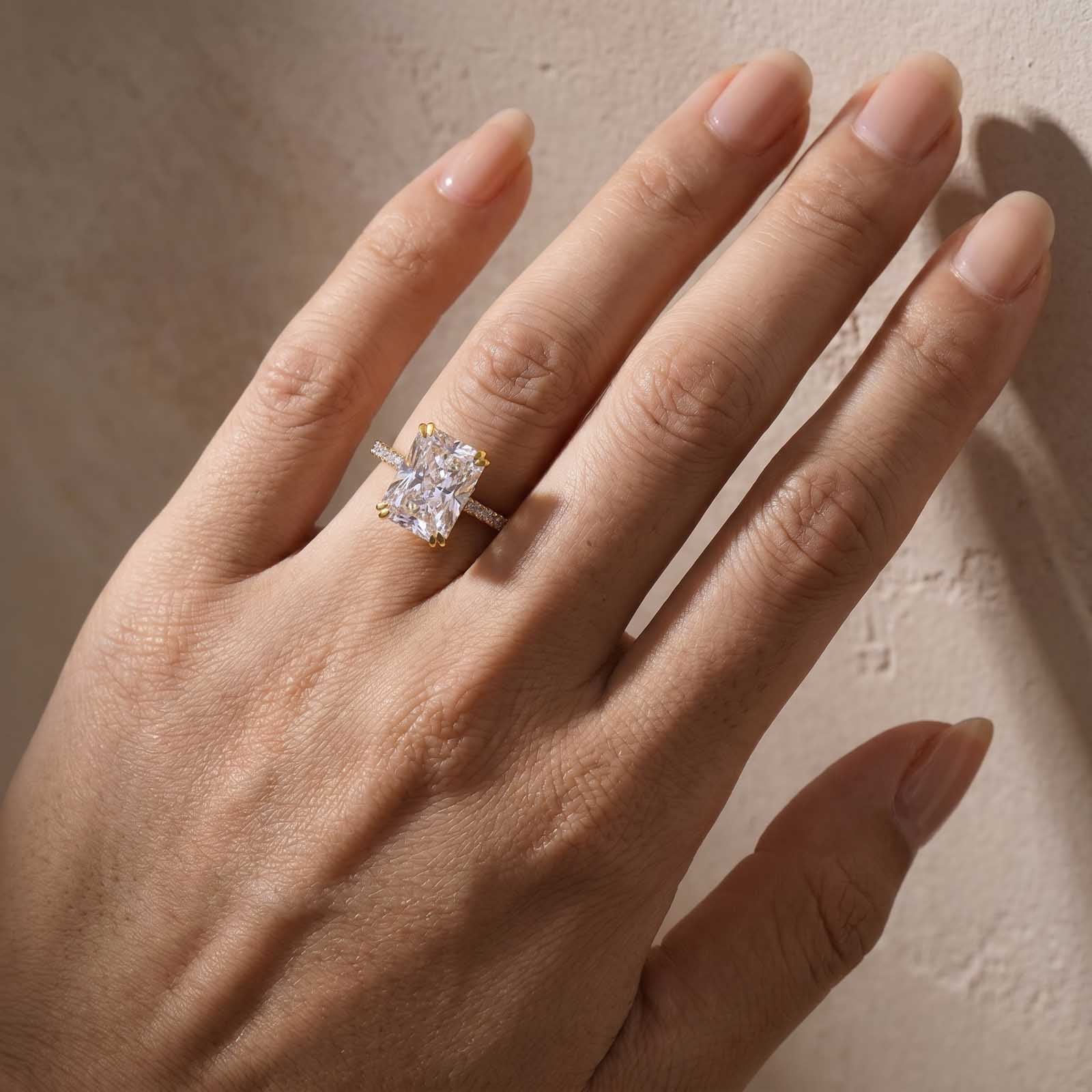 S925 4.5Ct Radiant Cut Engagement Ring Moissanite/Simulated Diamond Solitaire Stackable Travel Ring For Women