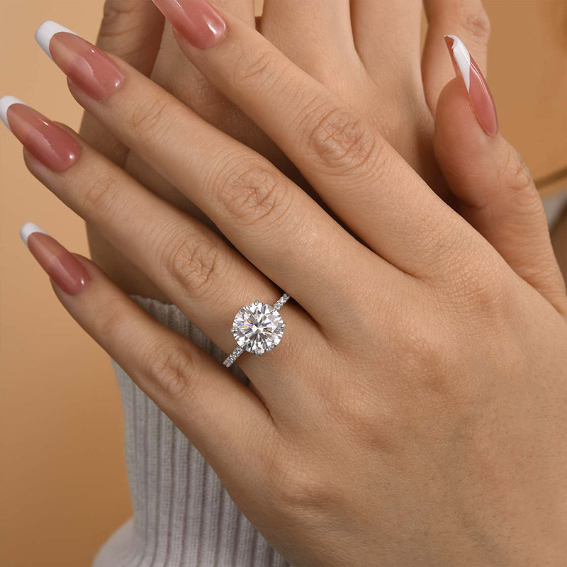 Louily Classic Moissanite 4.0 Carat Round Cut Engagement Ring - louilyjewelry
